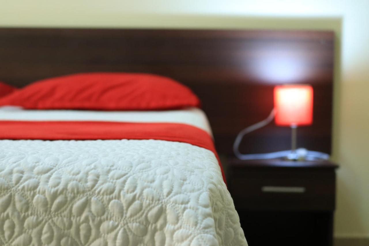 Hotel Pikeiro Blue Manta Luaran gambar