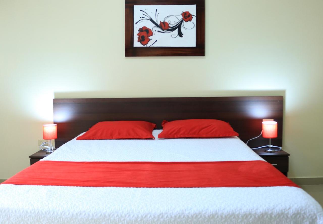 Hotel Pikeiro Blue Manta Luaran gambar